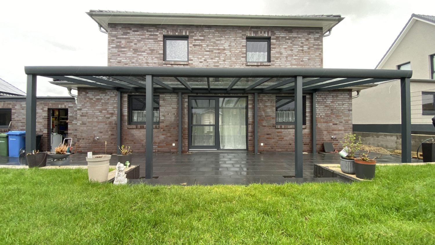 Ideal Designs Terrassenüberdachung